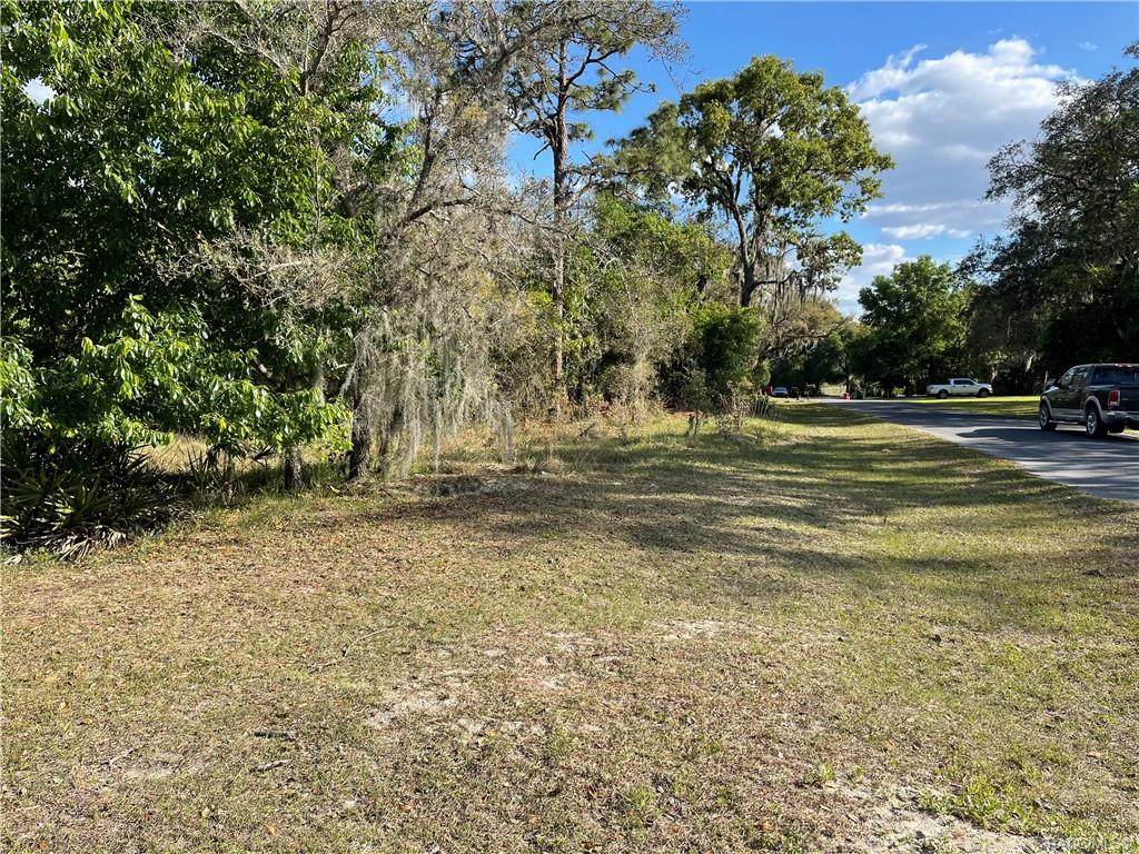 9608 Woodmere Lane - Photo 1