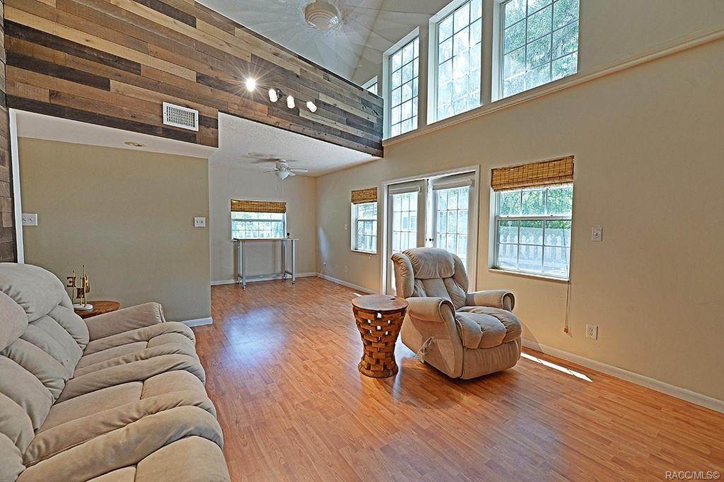 11182 Tarpon Court - Photo 1