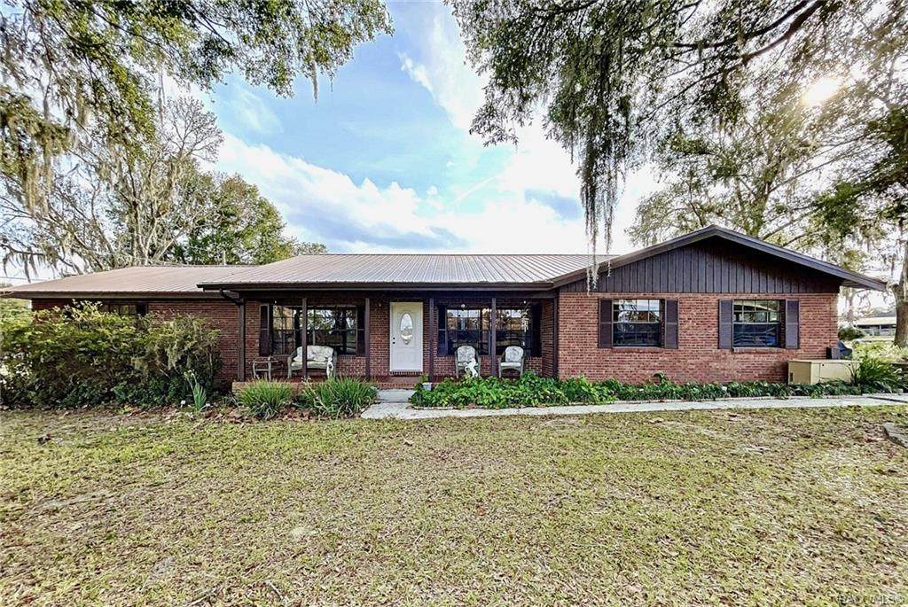 4540 Woodlawn Street - Photo 1