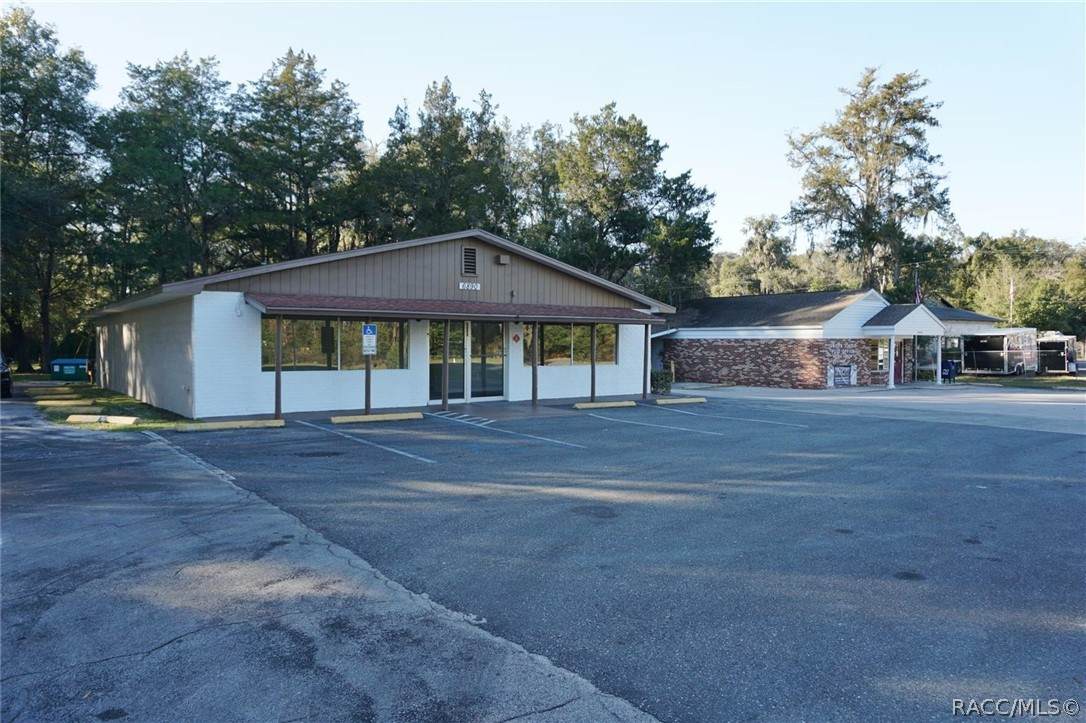 6890 Florida Avenue - Photo 1