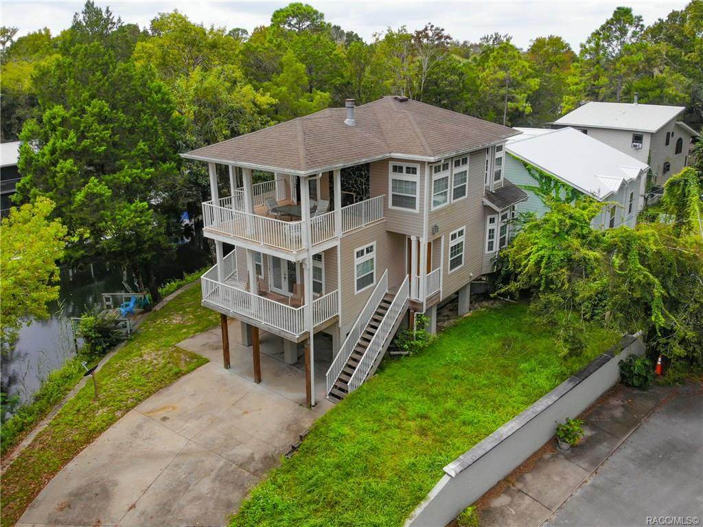 9386 Bob Court - Photo 1