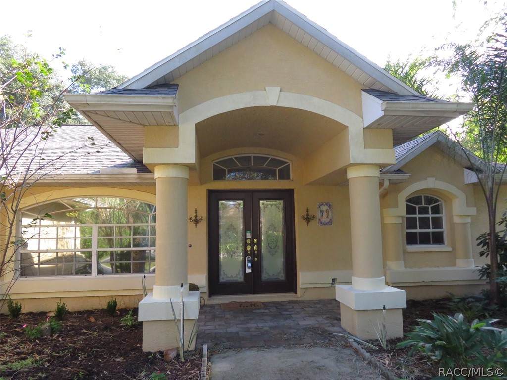 800 Newton Avenue - Photo 1