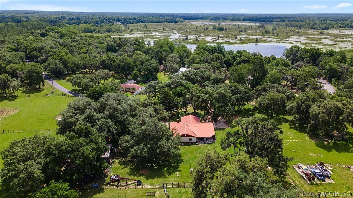 8626 Lakeshore Point - Photo 1
