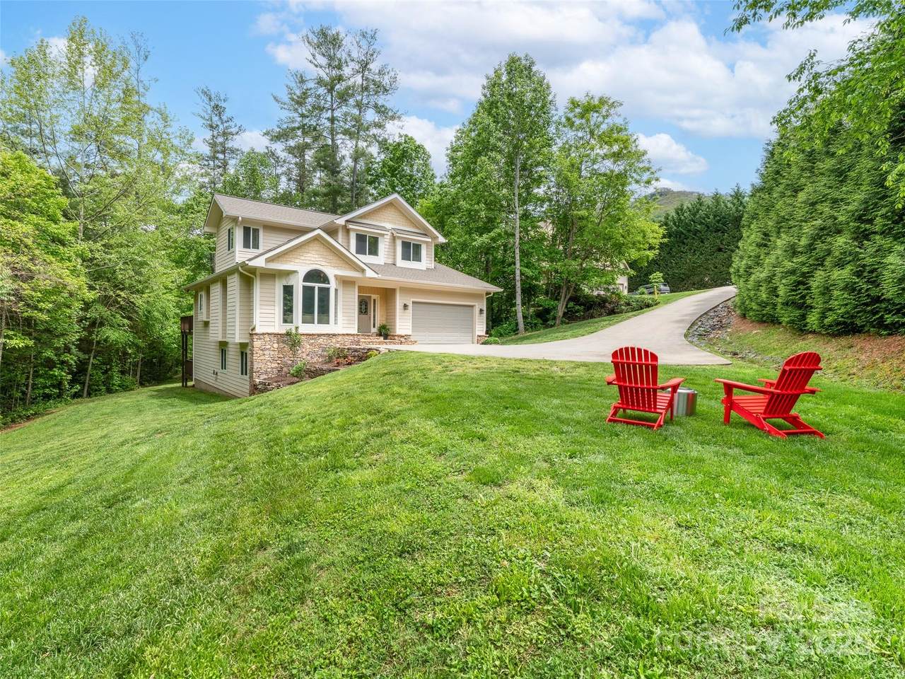 33 Village Pointe Lane - Photo 1