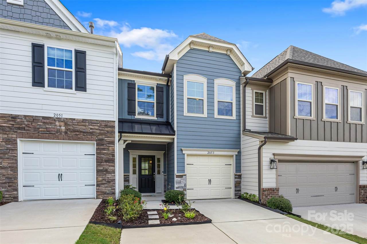 2053 Suttonview Road - Photo 1