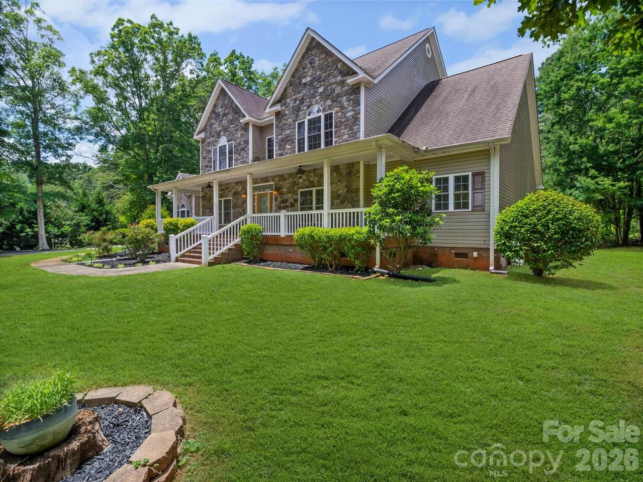 217 Blossom Hill Road - Photo 1