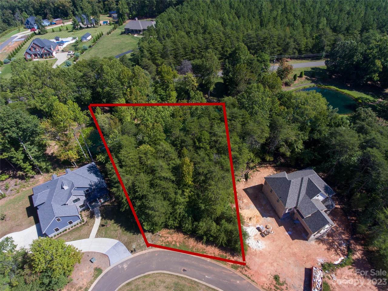 1028 Glade Spring Court - Photo 1