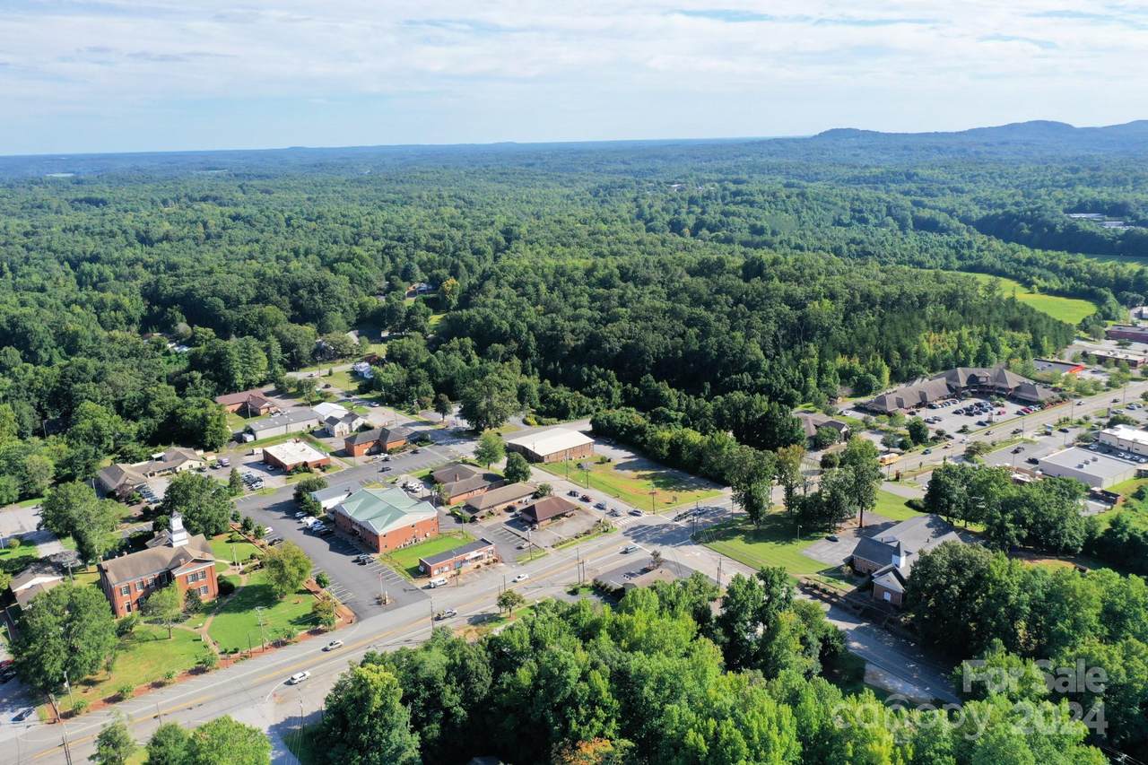 60 Walker Street - Photo 1