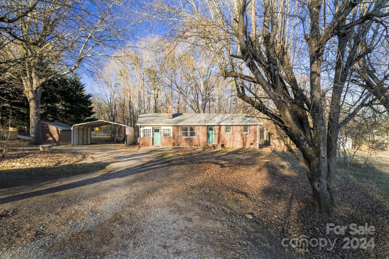 633 Camp Rotary Road - Photo 1