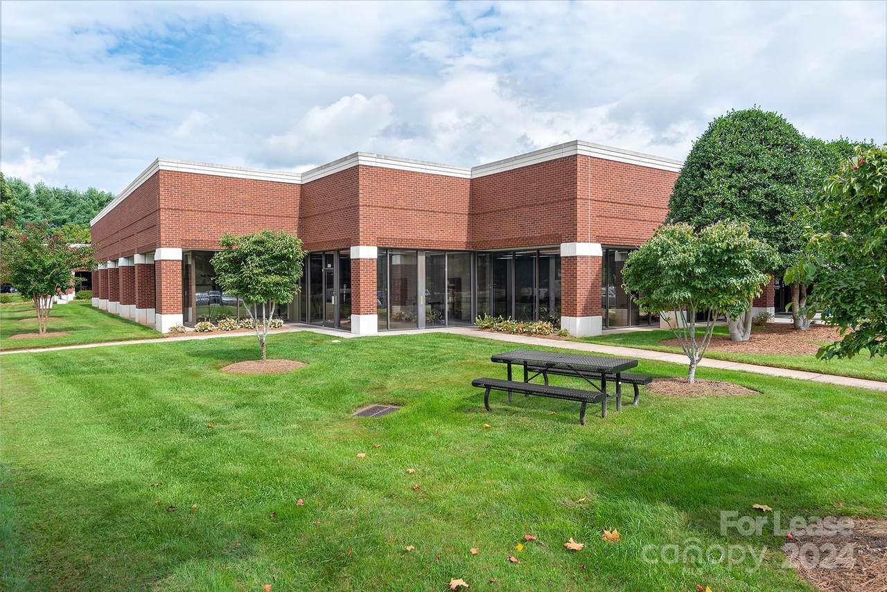 300 Ridgefield Court - Photo 1
