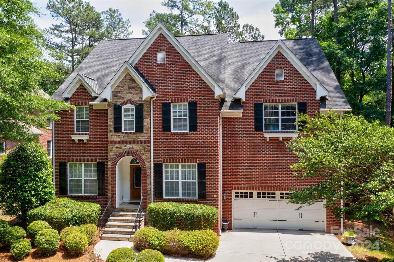 16700 Hammock Creek Place - Photo 1
