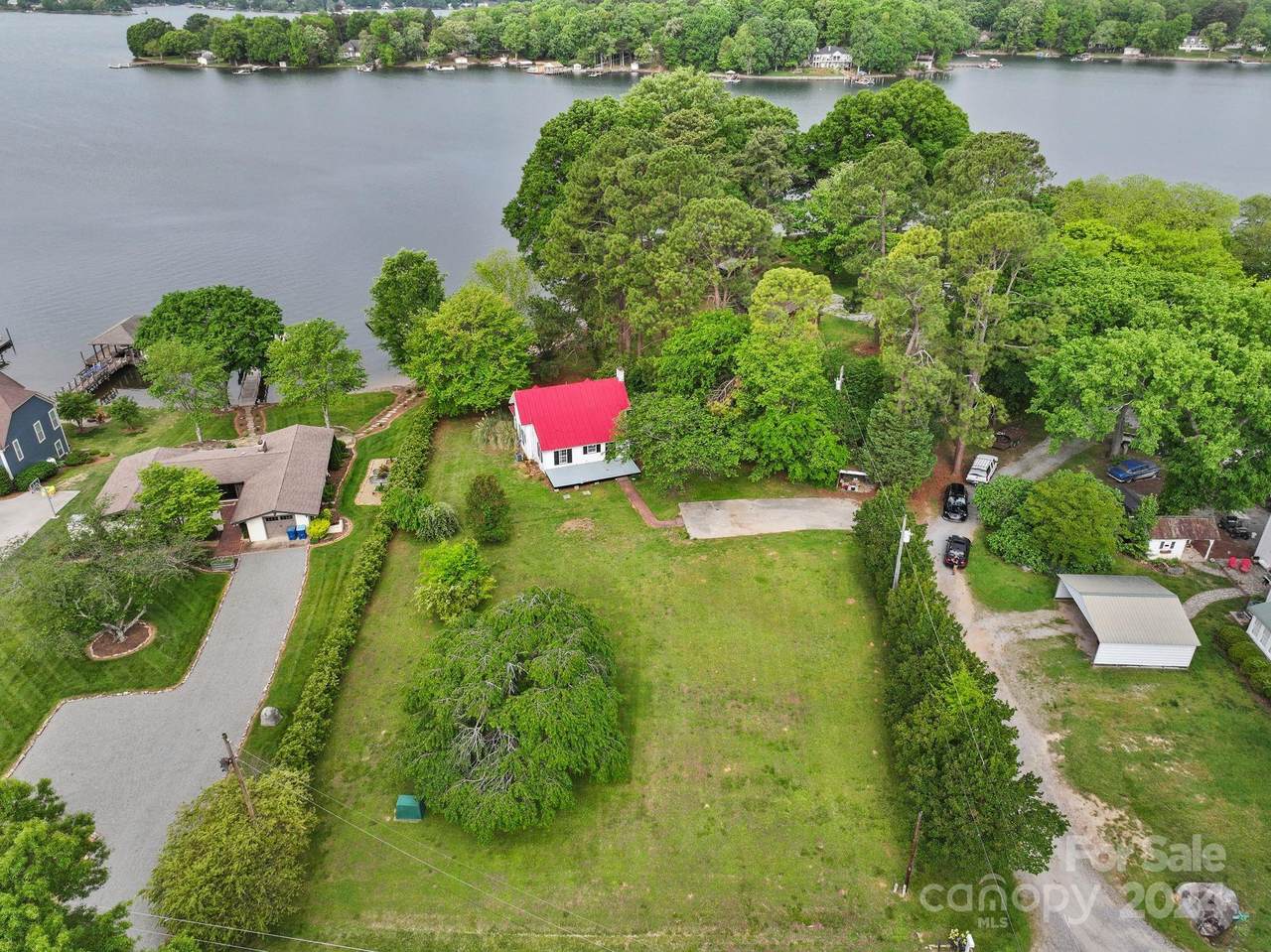 4673 Kiser Island Road - Photo 1