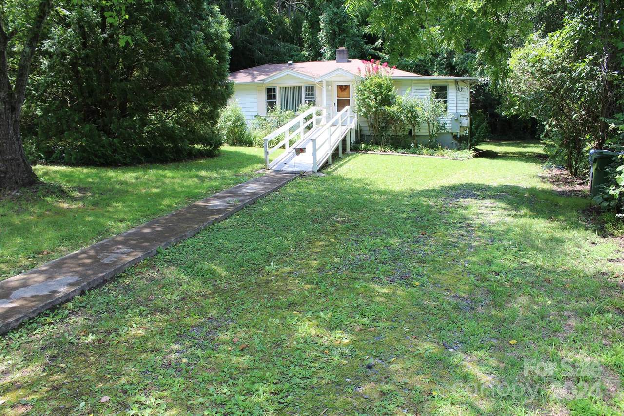 215 Merchant Street - Photo 1