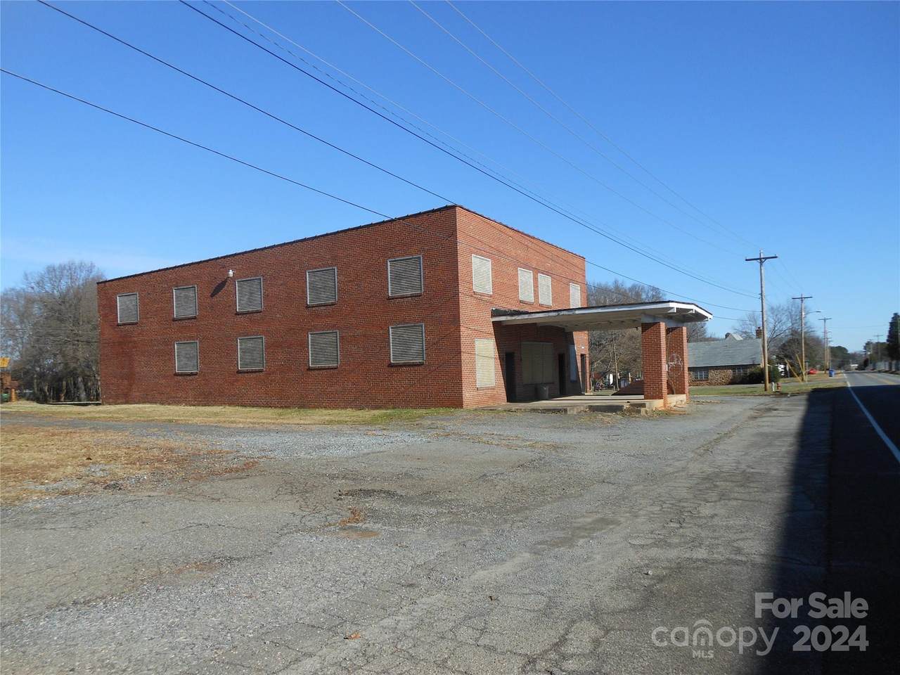3000 Margrace Avenue - Photo 1