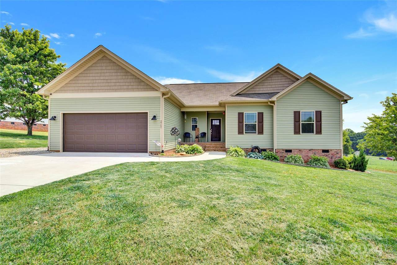 2757 Eagle Drive - Photo 1