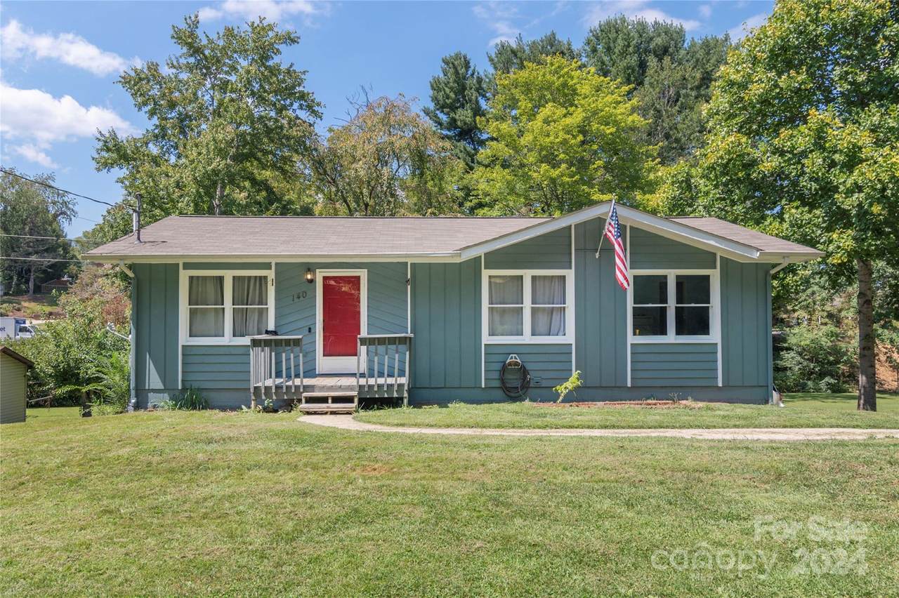 140 Oakdale Road - Photo 1