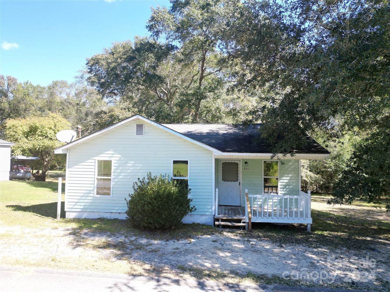 521 Short Street - Photo 1