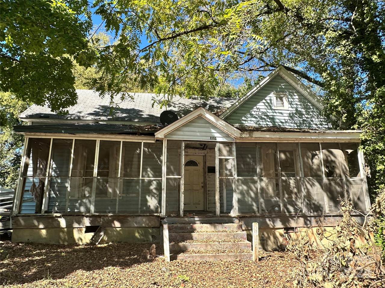 1115 Harrill Street - Photo 1