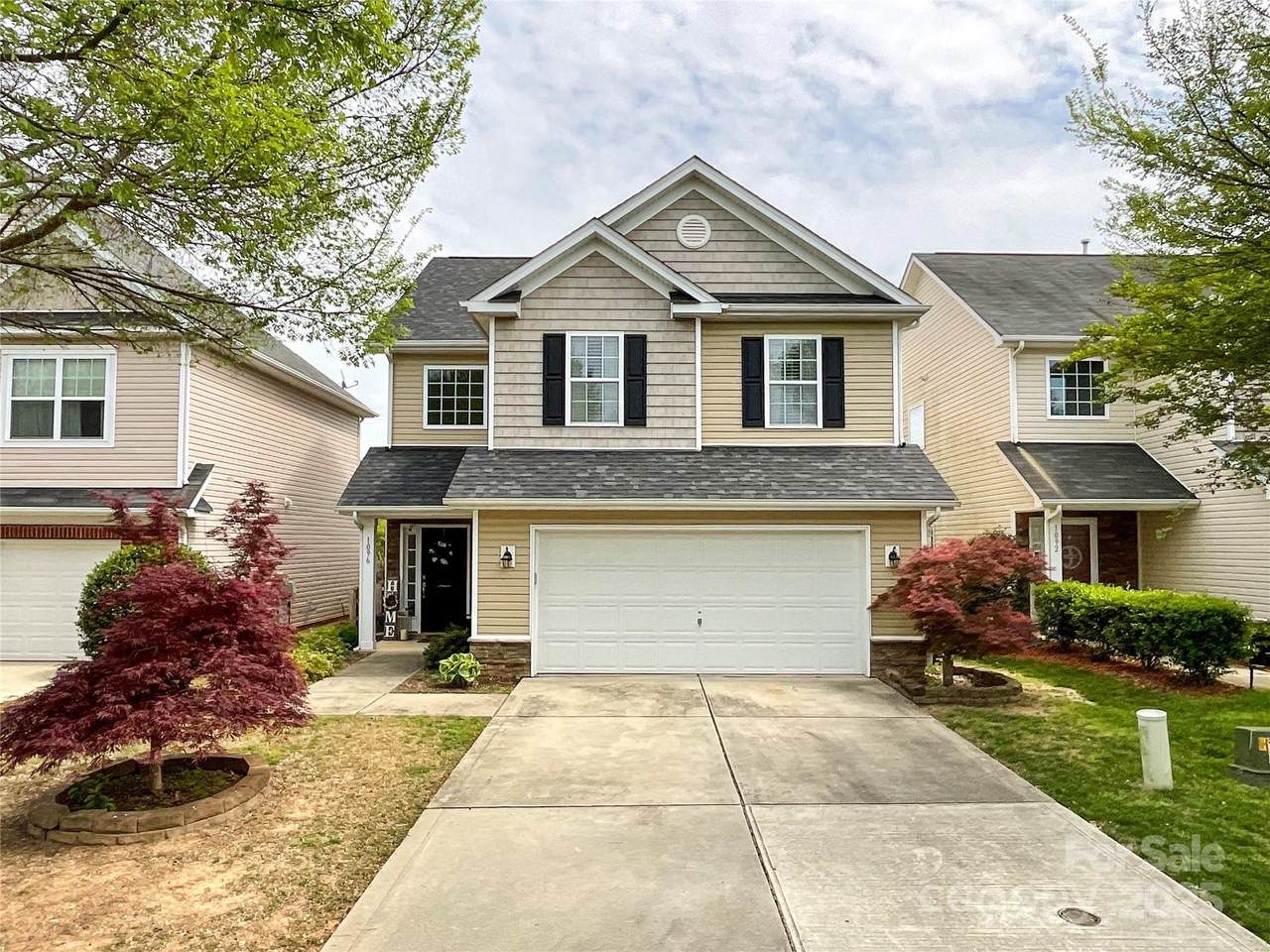 1096 Mountain Laurel Court - Photo 1