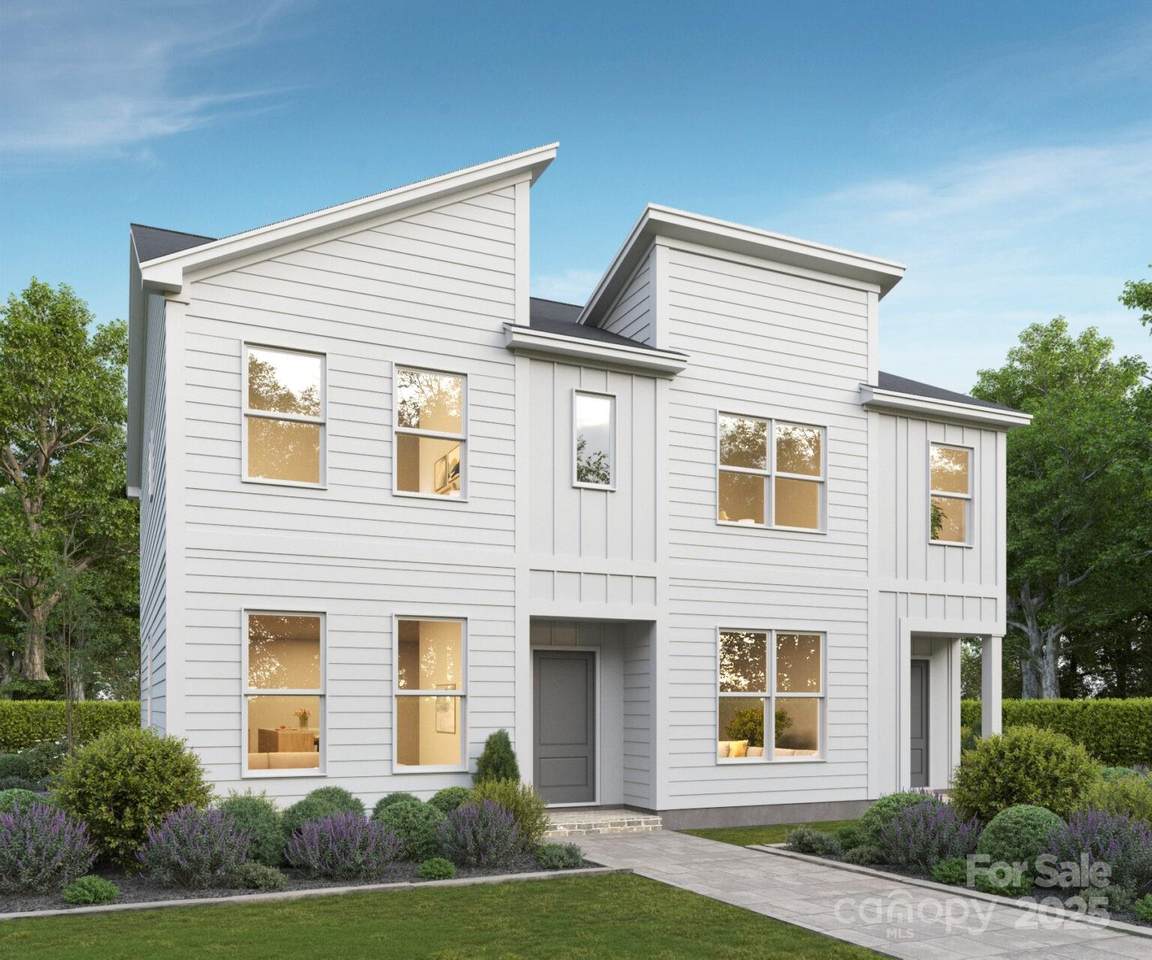 811 Justice Avenue - Photo 1
