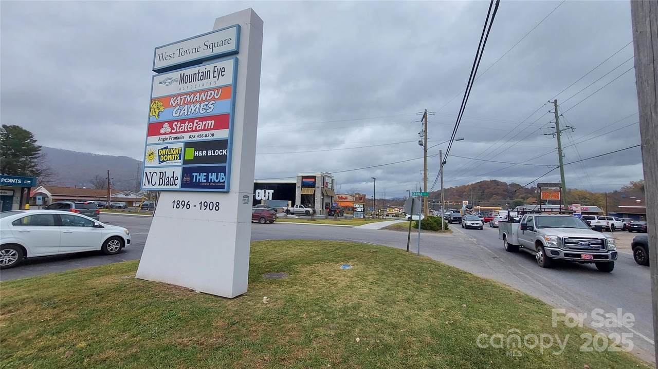 1896 Main Street - Photo 1