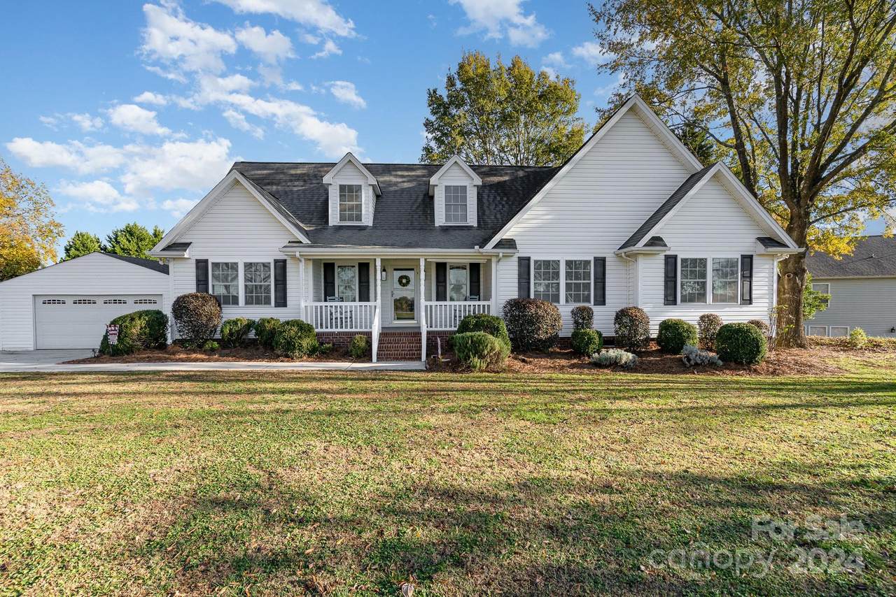 5245 Roberta Road - Photo 1