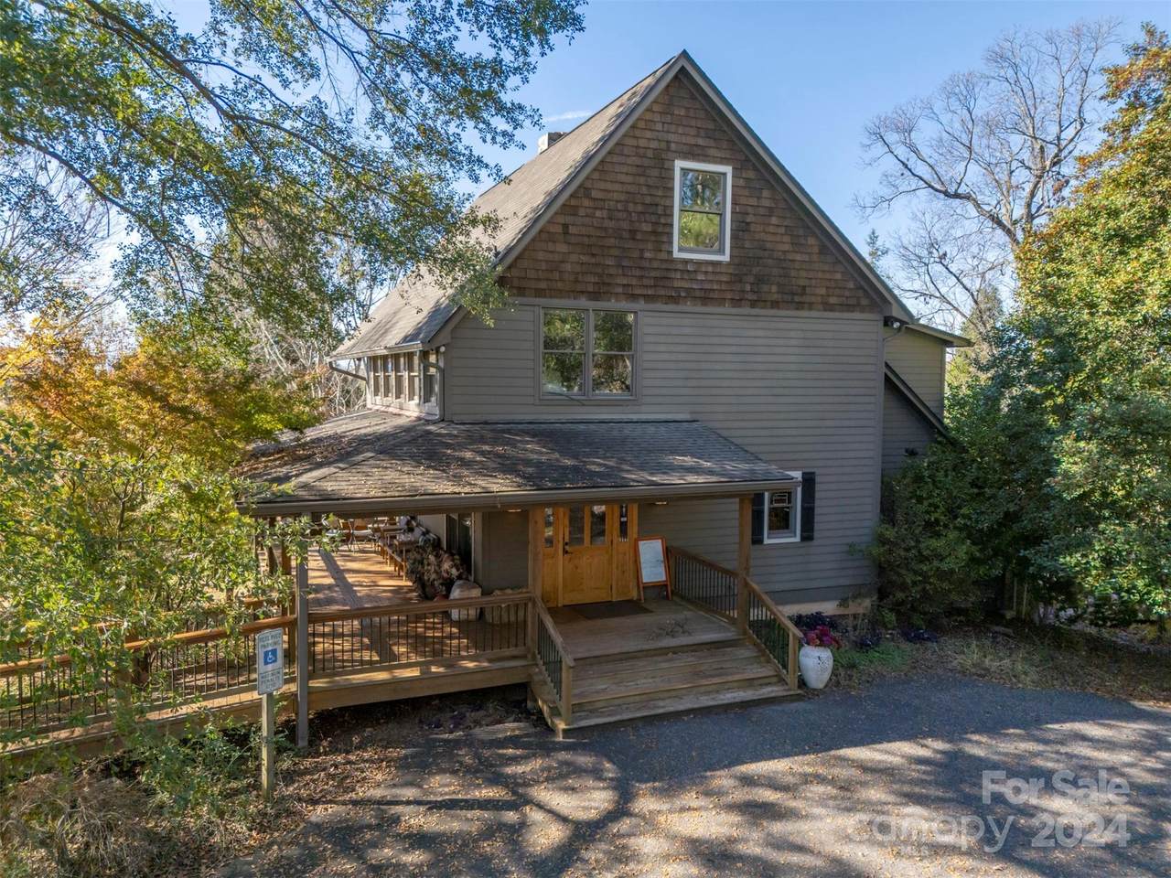 2662 Green Creek Drive - Photo 1