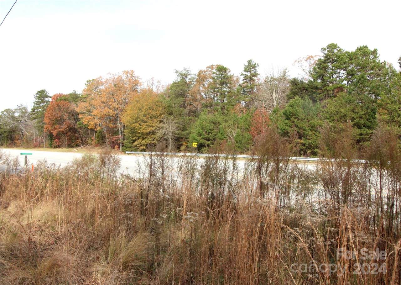 2+/- AC Commercial York Road - Photo 1