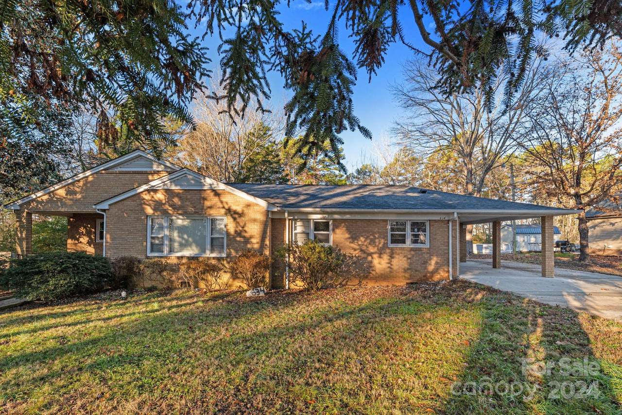 634 Colston Street - Photo 1