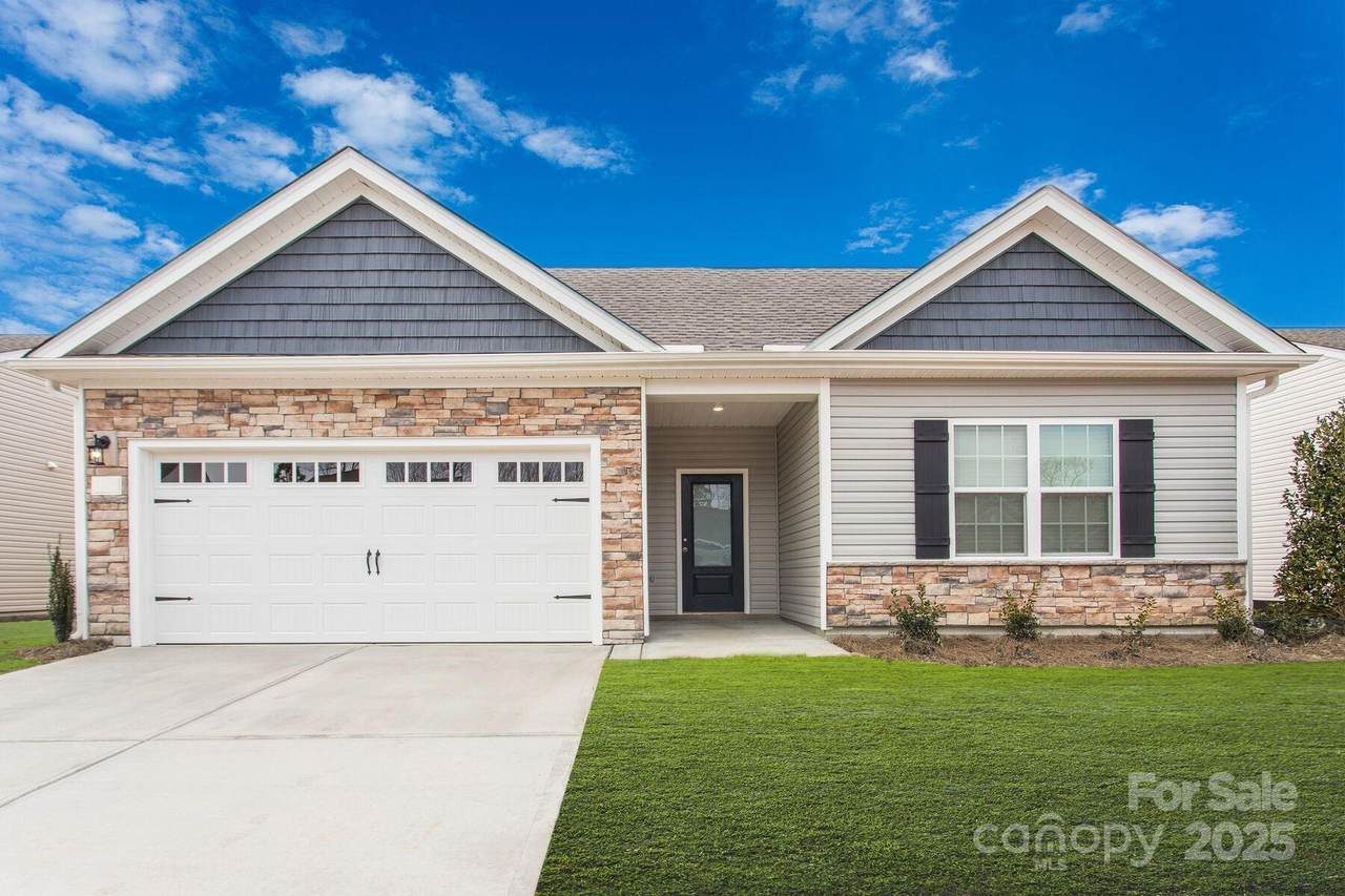 108 Sandypark Court - Photo 1