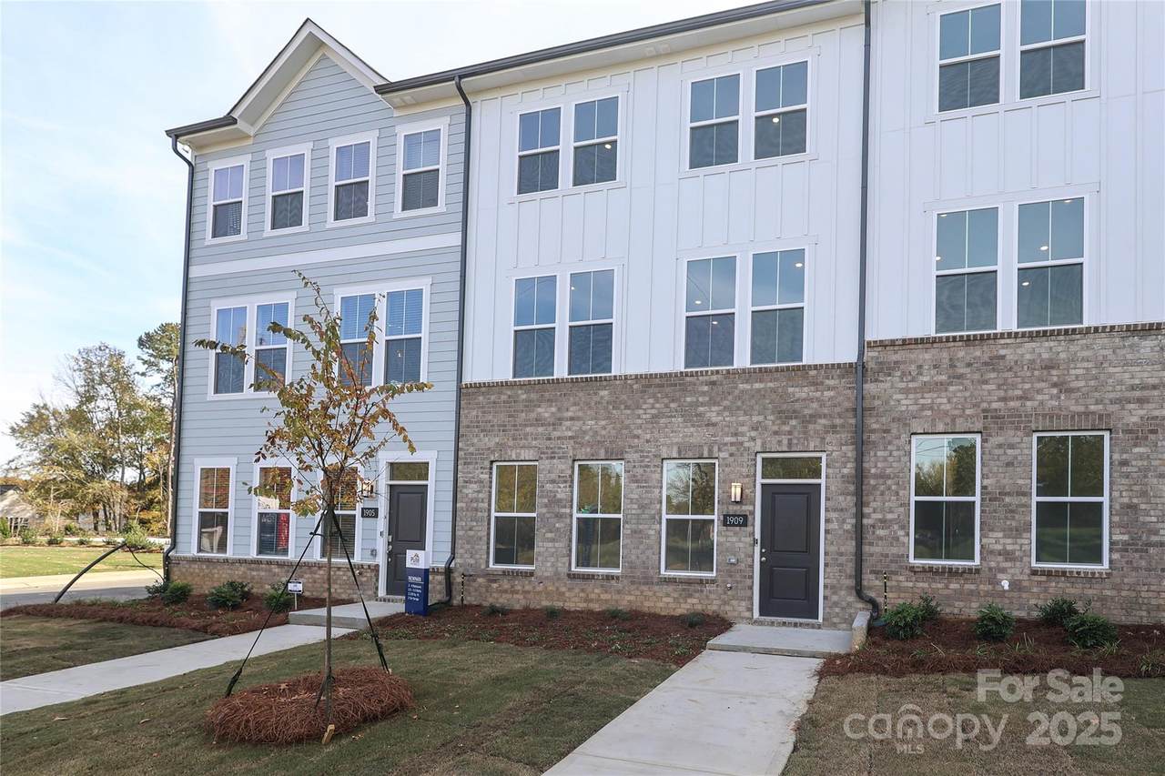 5004 Rill Court - Photo 1