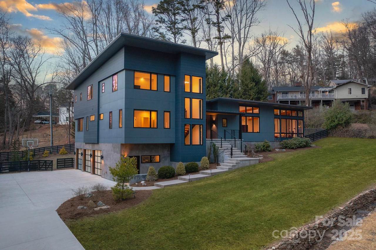 22 Innsbrook Road - Photo 1