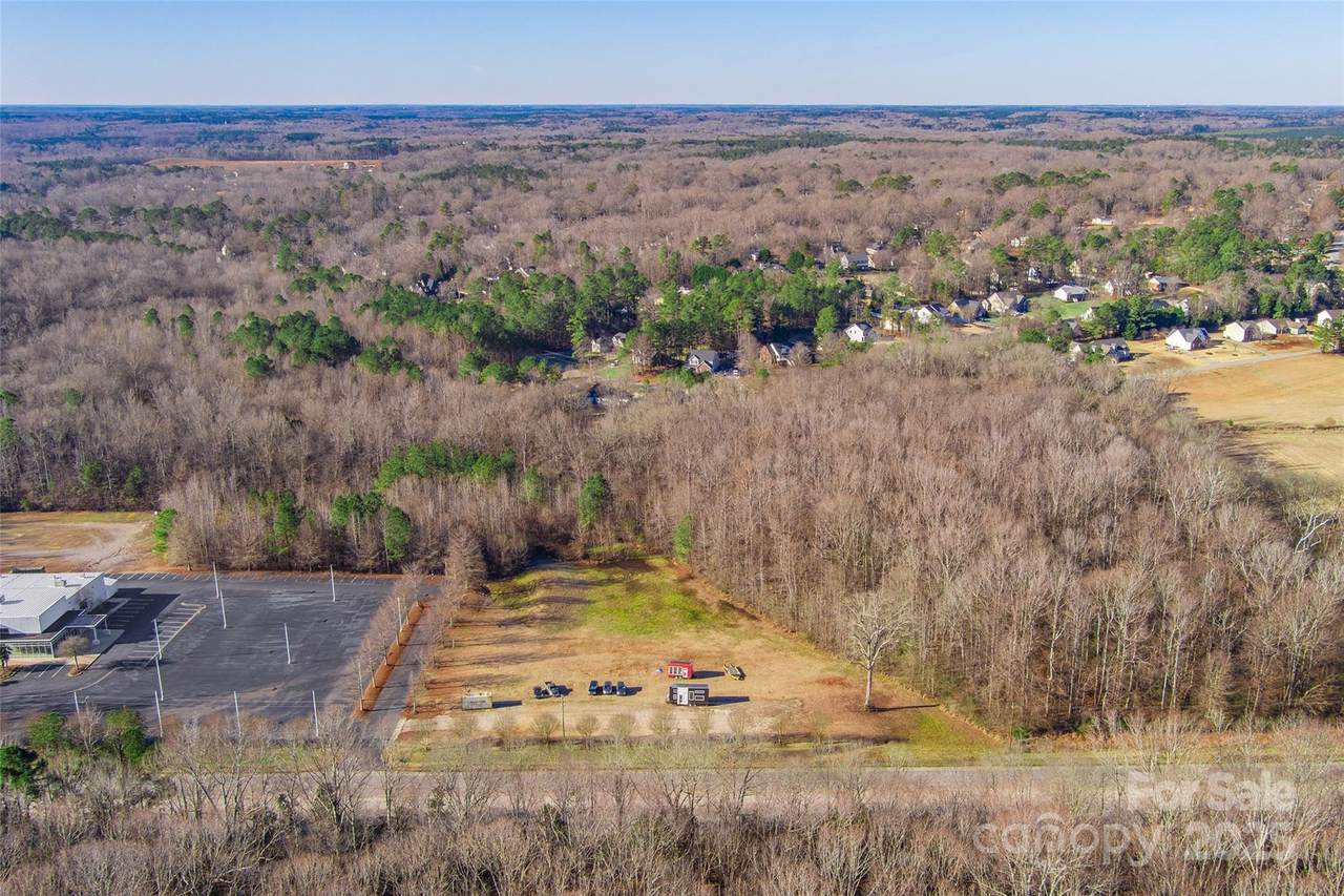 00 Charlotte Hwy - Photo 1