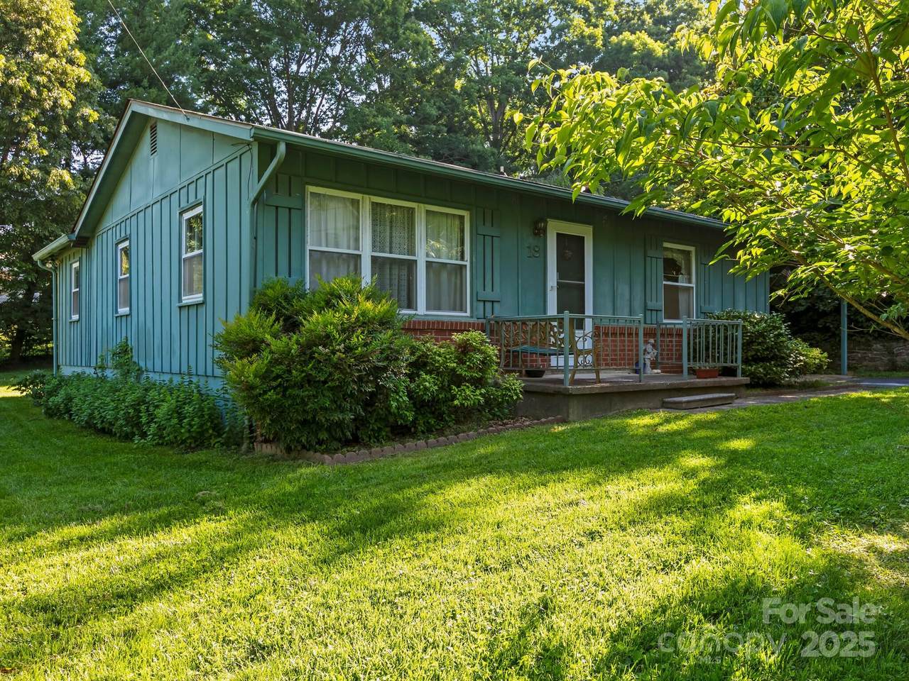 18 Talmadge Court - Photo 1