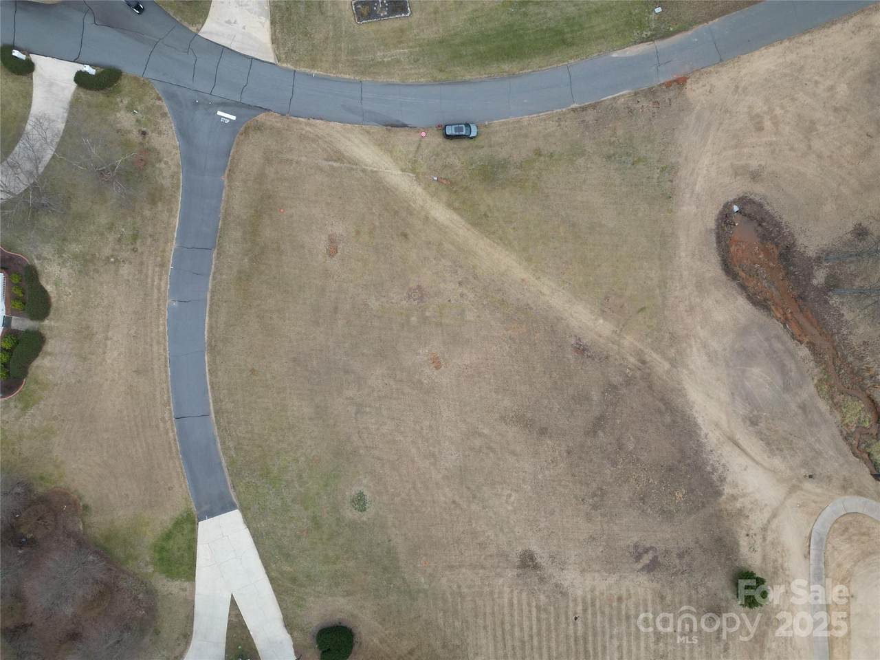 4378 Plantation Drive - Photo 1