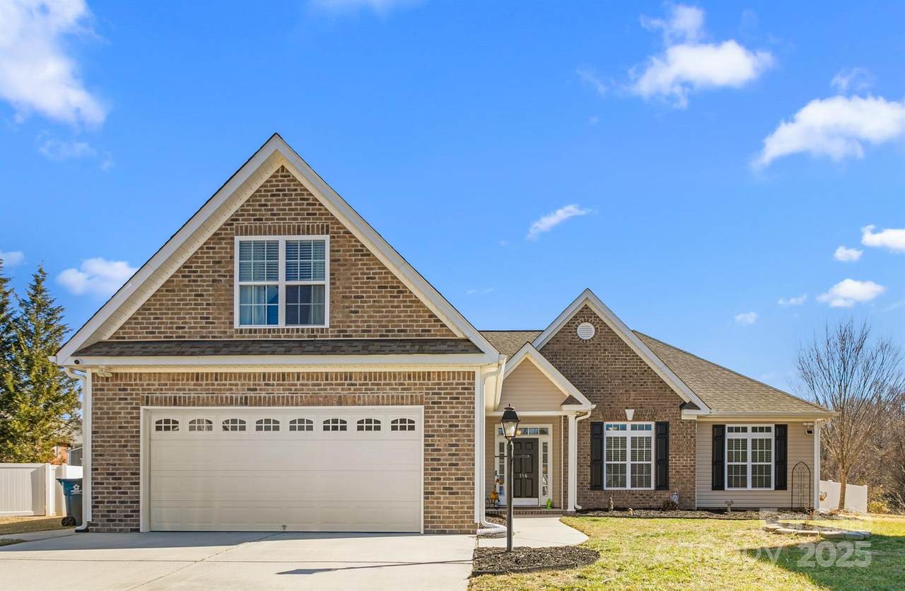 116 Parkview Court - Photo 1