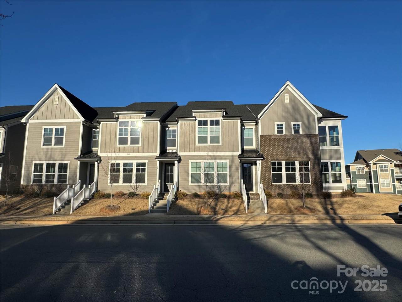 143 Carriage Club Drive - Photo 1