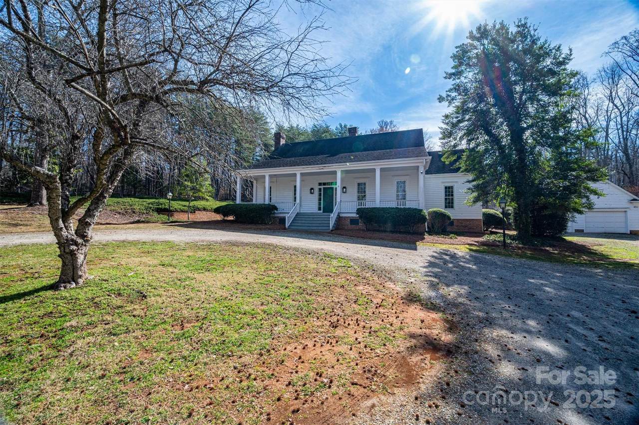 246 Jerry Crump Road - Photo 1