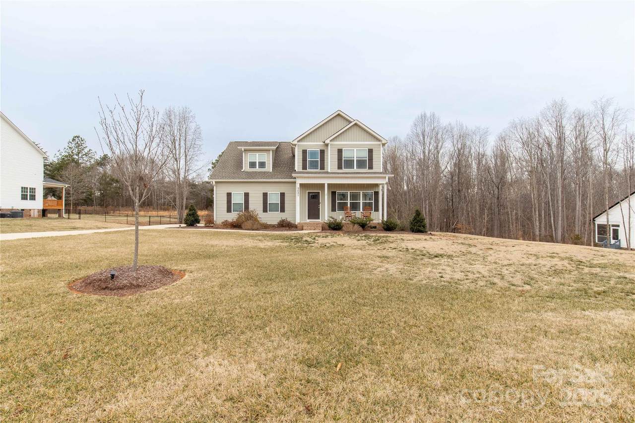 5051 Oxbow Run Lane - Photo 1