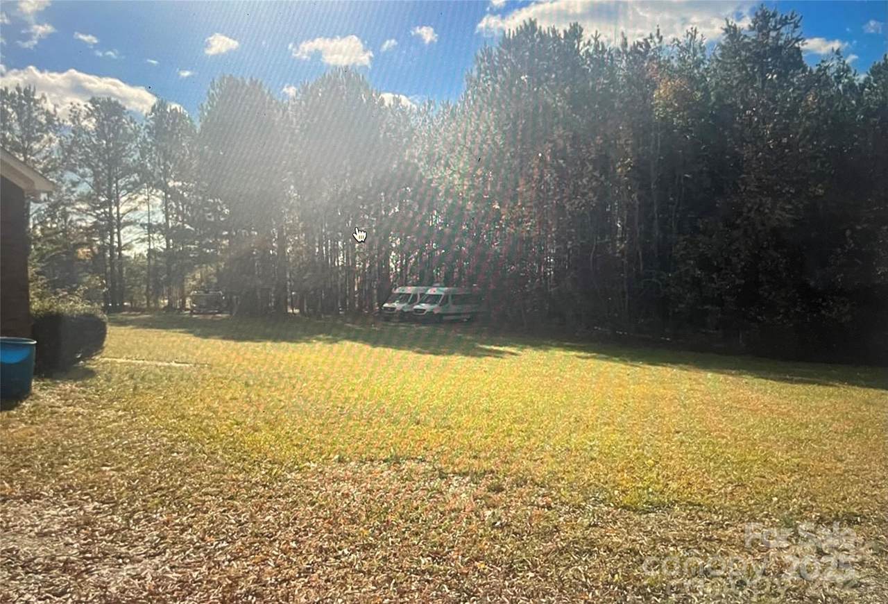 14818 Hooks Road - Photo 1