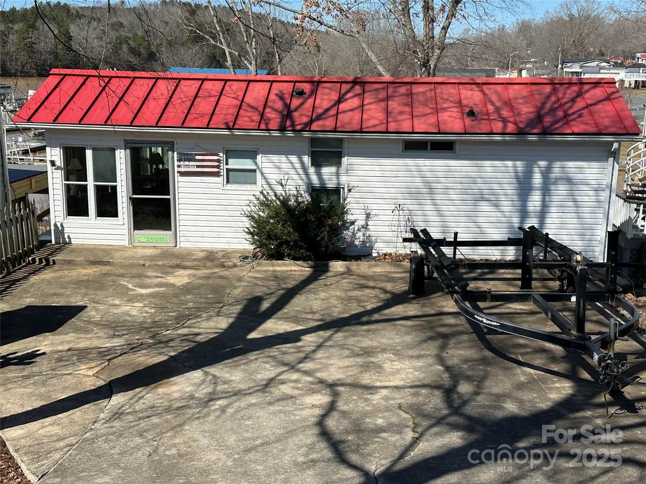 117 Badin Lake Circle - Photo 1