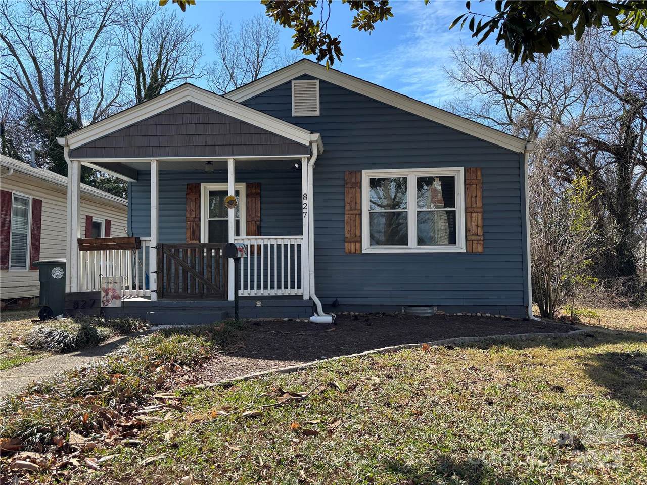 827 Horah Street - Photo 1