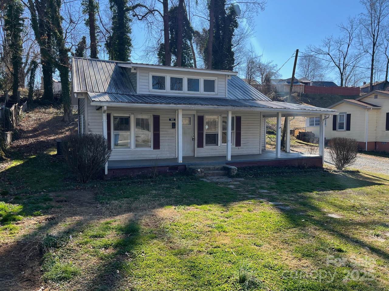 182 Maple Avenue - Photo 1