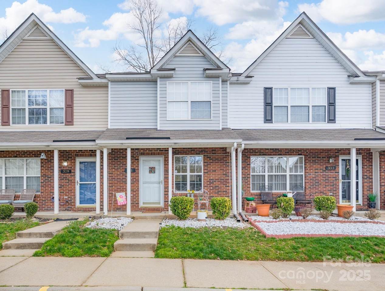 331 Wilkes Place Drive - Photo 1