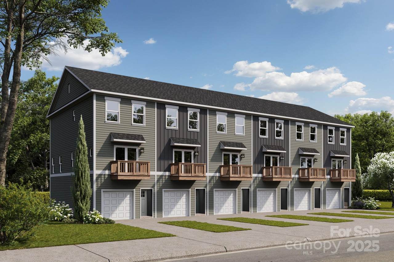 550 Beatties Ford Road - Photo 1