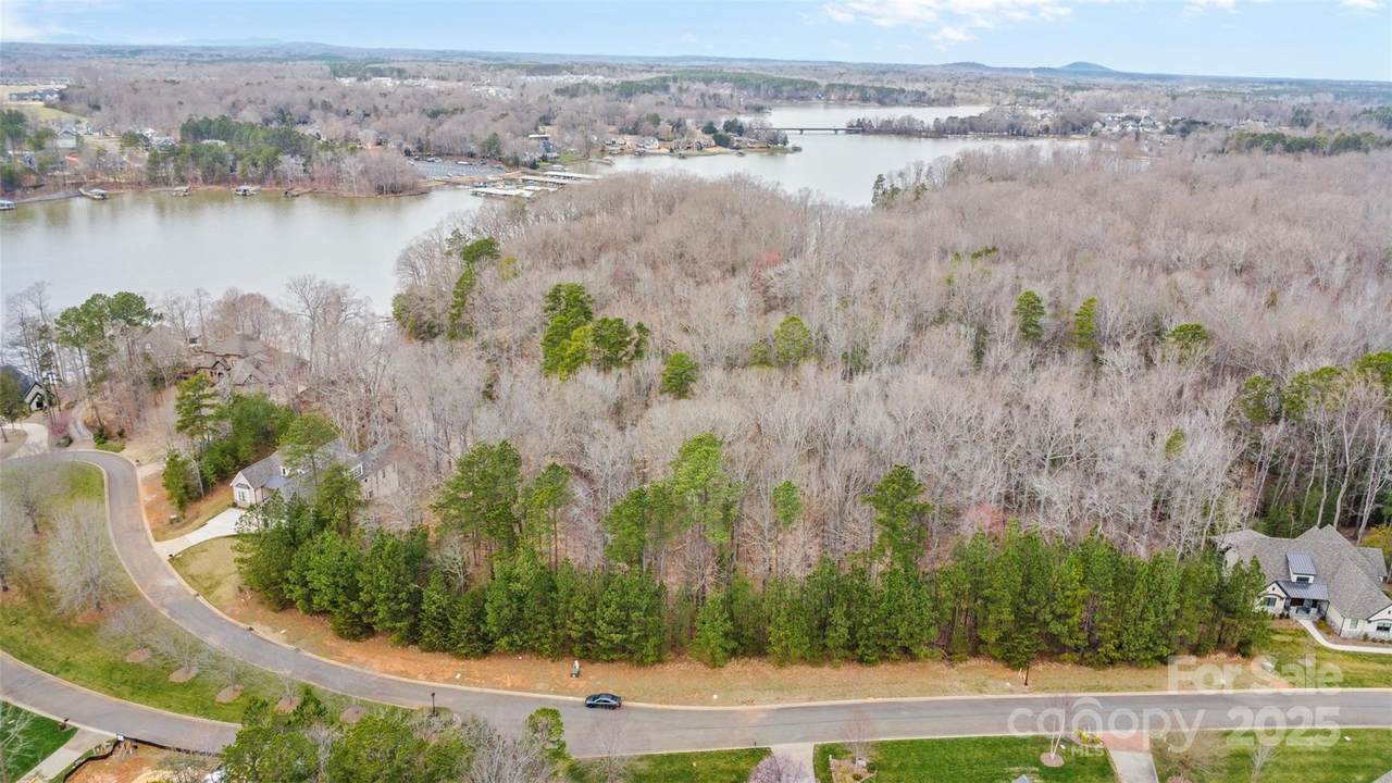 3224 Ashwood Park Drive - Photo 1