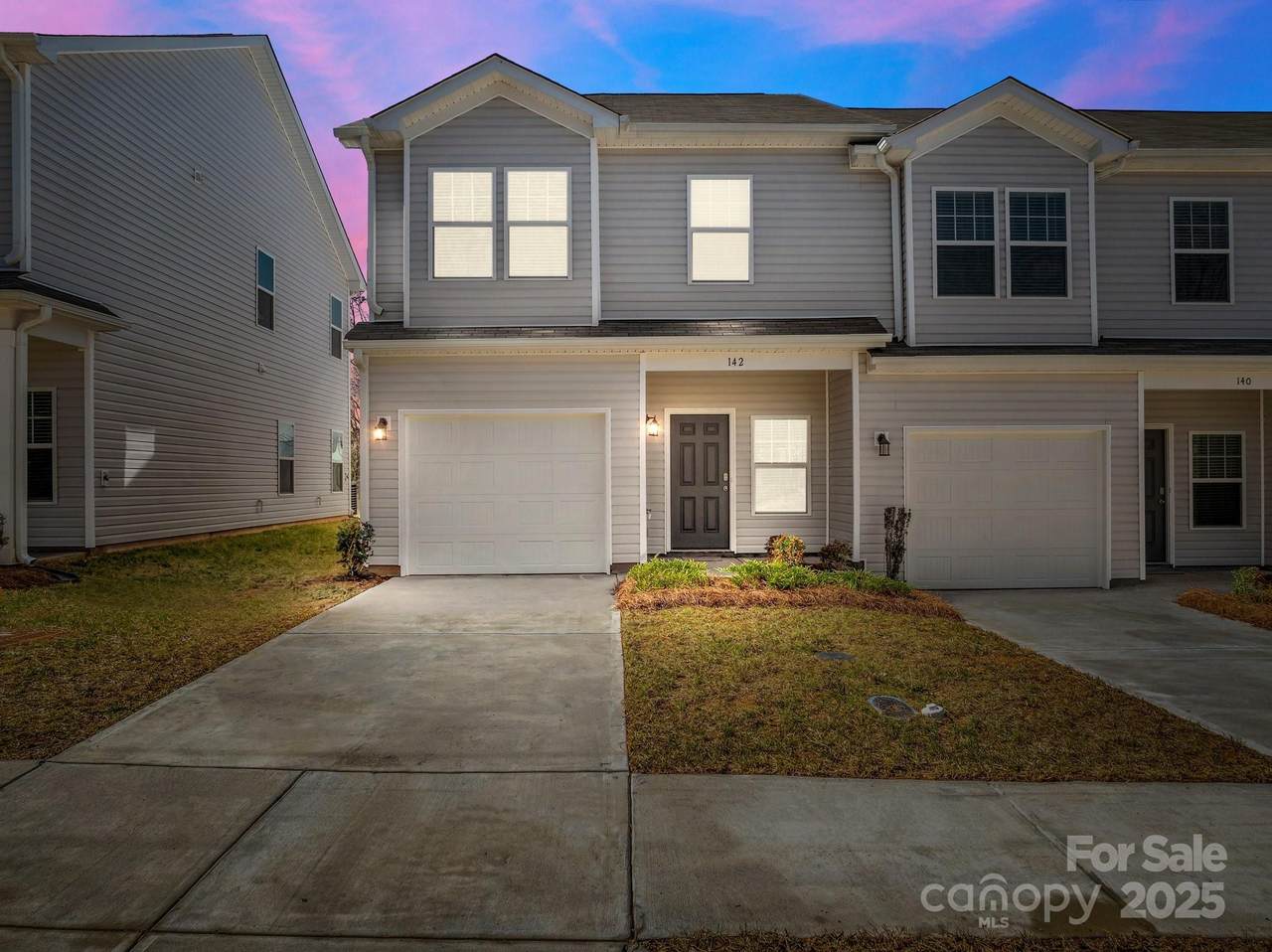 142 Bell Avenue - Photo 1