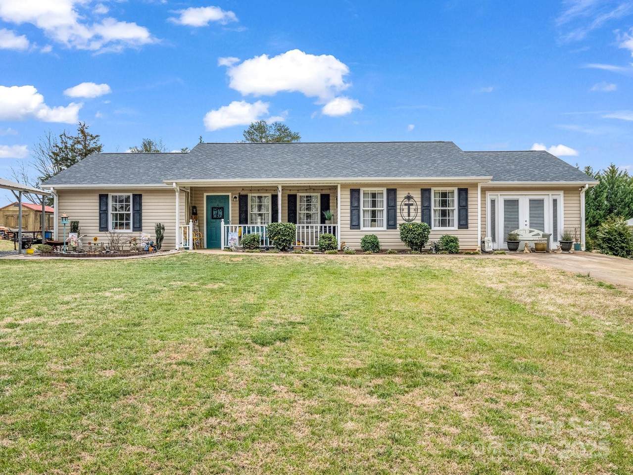 352 Harmon Road - Photo 1