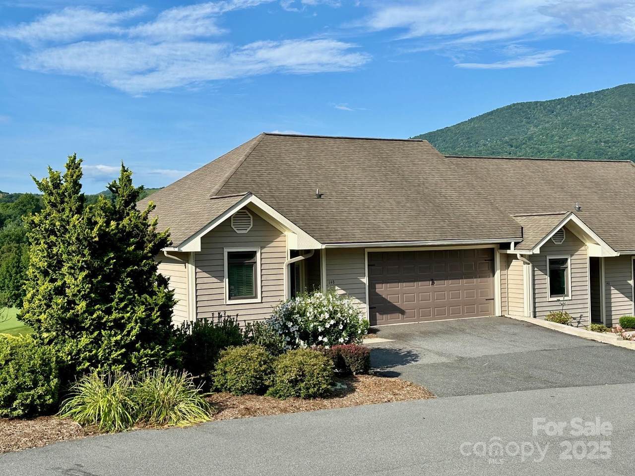 148 Fairway View Place - Photo 1
