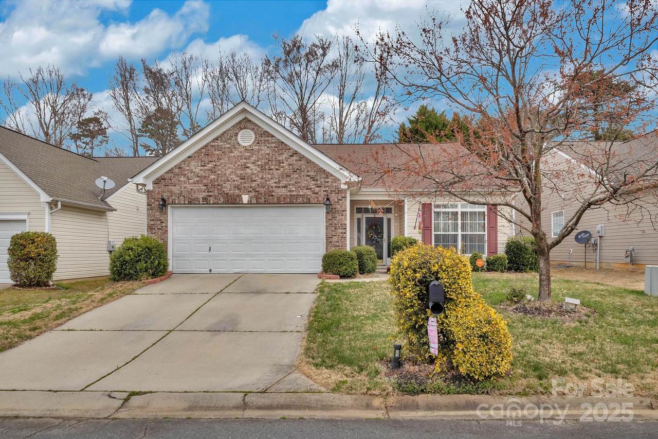 242 Tradition Way - Photo 1